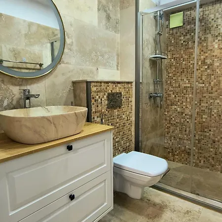 Design Ansamblu Residential * Saturn